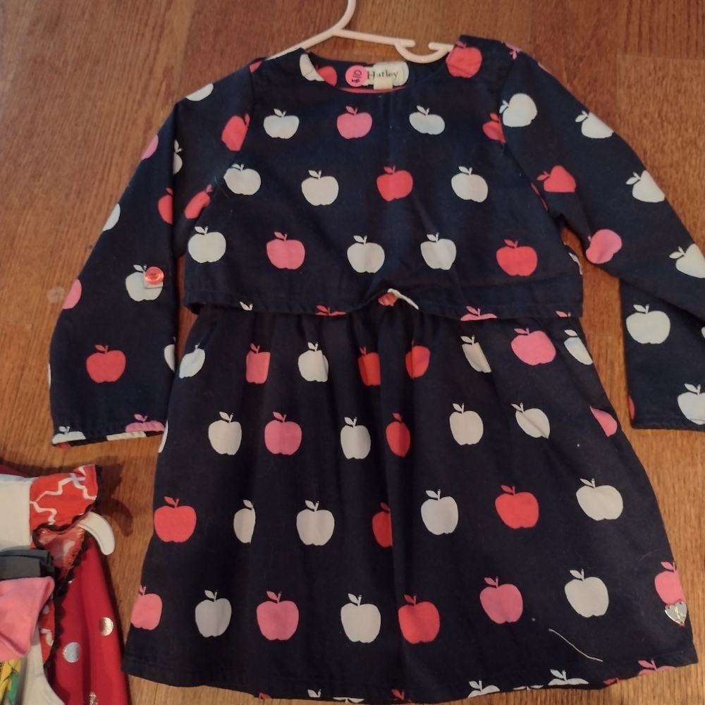 Hatley Size 4 Apple Dress